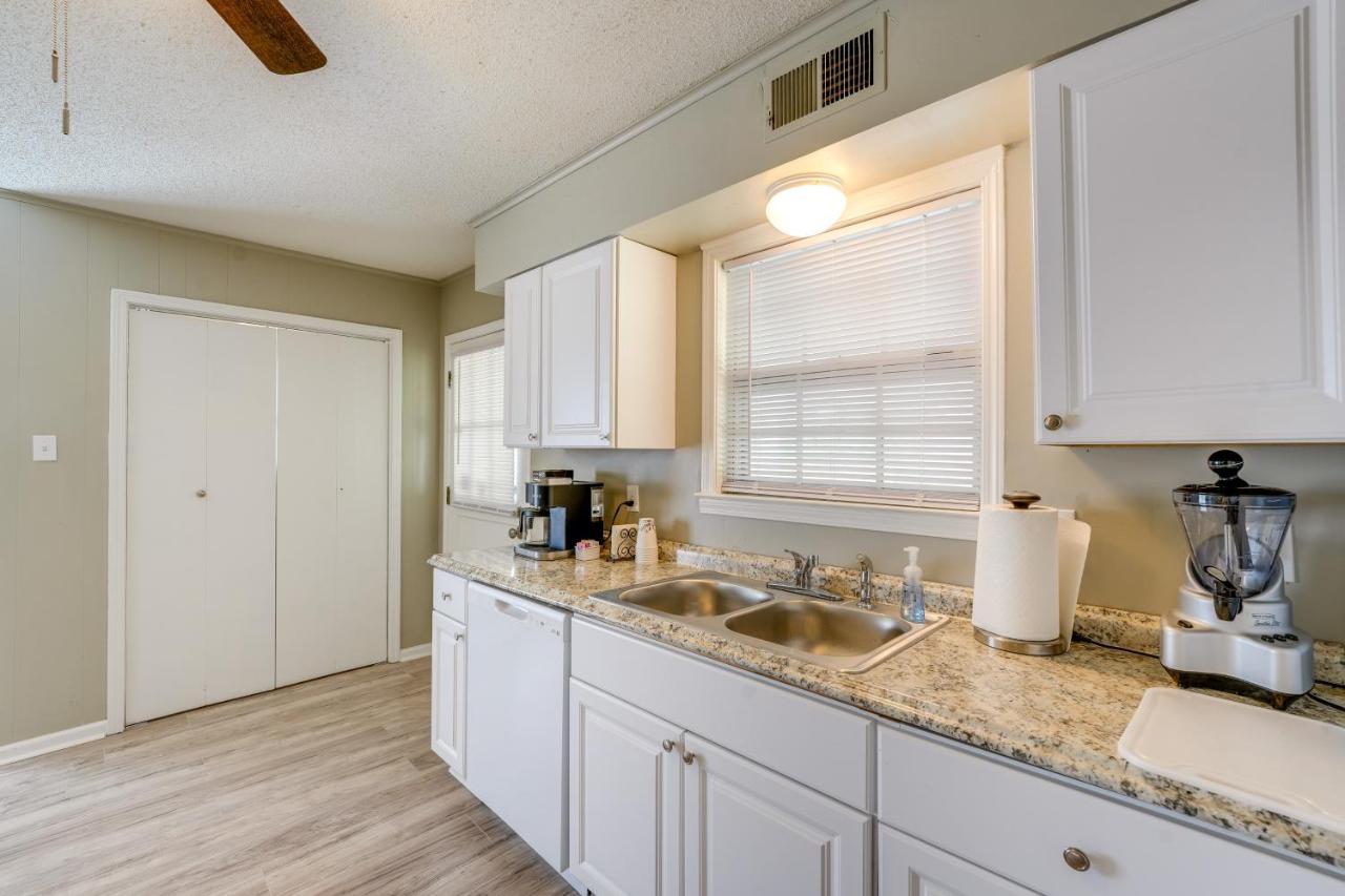 Memphis Vacation Rental - Walk To Graceland! Экстерьер фото